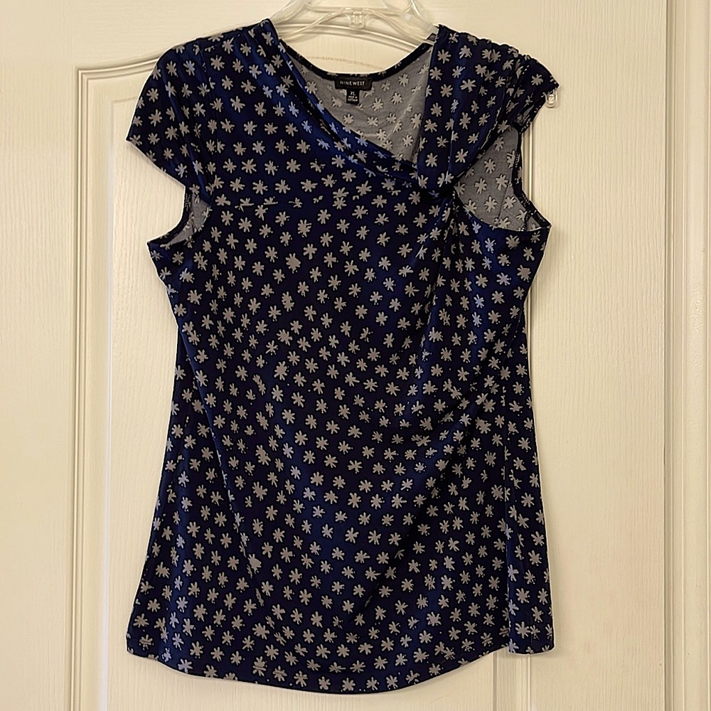 Nine West top - XL
